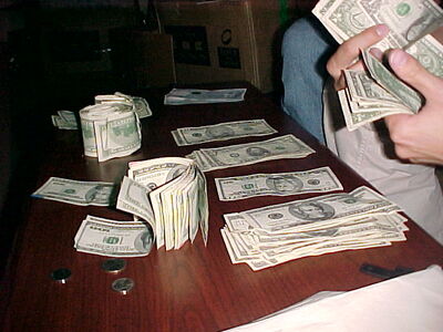 money04.jpg
