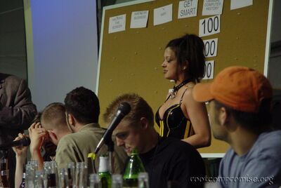 Defcon_10_059.jpg