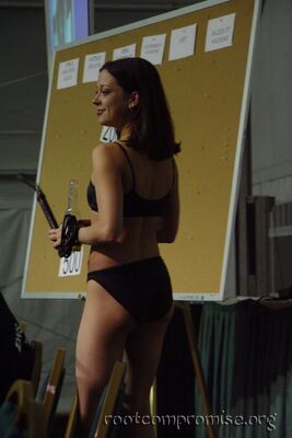 Defcon_10_077.jpg