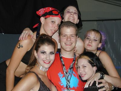 Me, Vinyl Vanna, and the Haxxor Girlz.