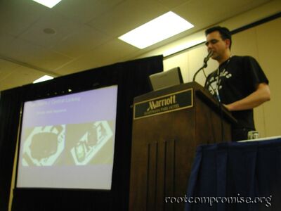 Shmoocon_2005_082.jpg