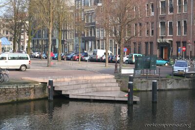 Homomonument.