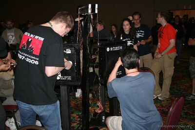 Defcon_14_011.jpg