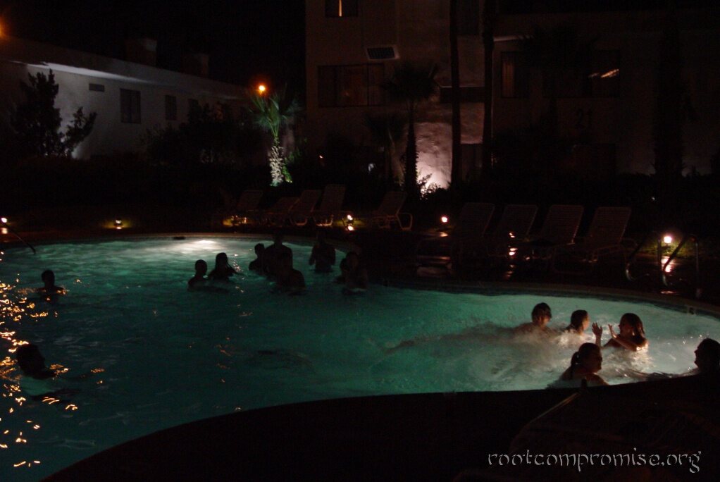 Defcon_10_057.jpg